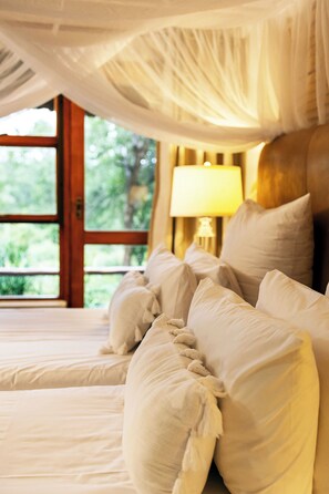 Villa, Private Pool, Mountain View | In-room safe, individually furnished, desk, blackout drapes