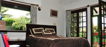 Quiet and green rural house 50 min from Bogota (pet friendly)