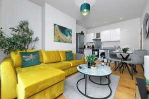 Apartment | Living area