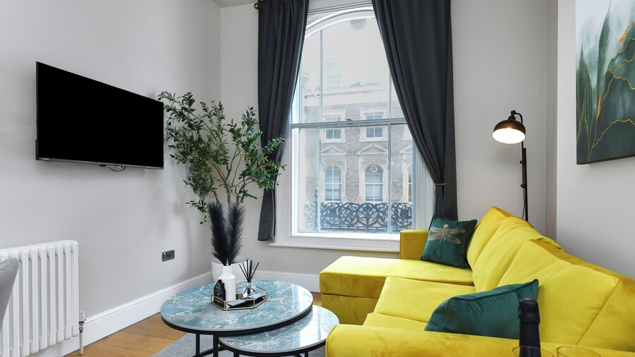 Market Street Apartment 3A Flat 2