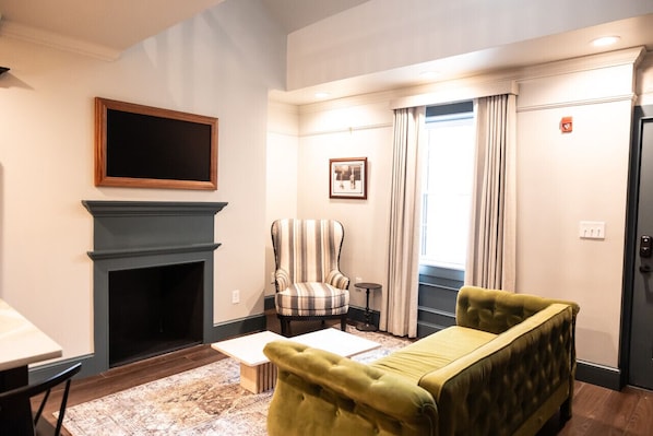 Superior Penthouse, City View | Living area