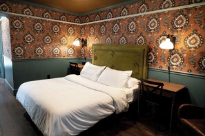 Luxury Double Room Single Use | Egyptian cotton sheets, premium bedding, in-room safe