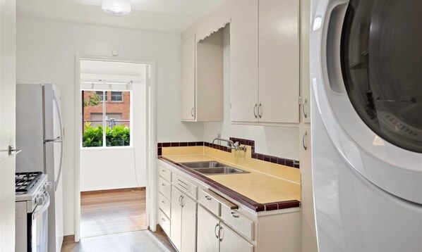 Microwave, oven, stovetop