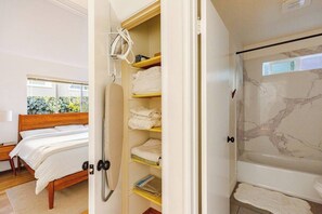 1 chambre, Wi-Fi, draps fournis