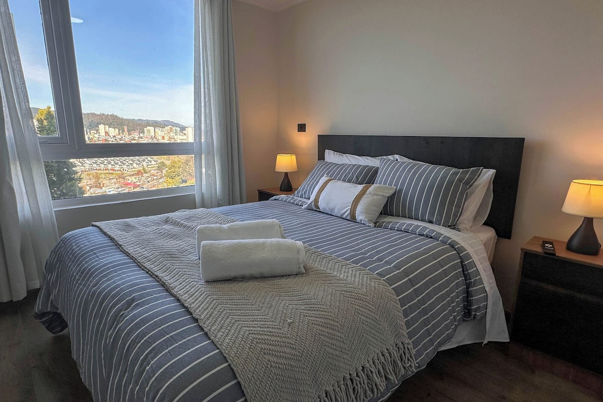Family Apartment, 2 Bedrooms, Lagoon View | Blackout drapes, soundproofing, iron/ironing board, free WiFi