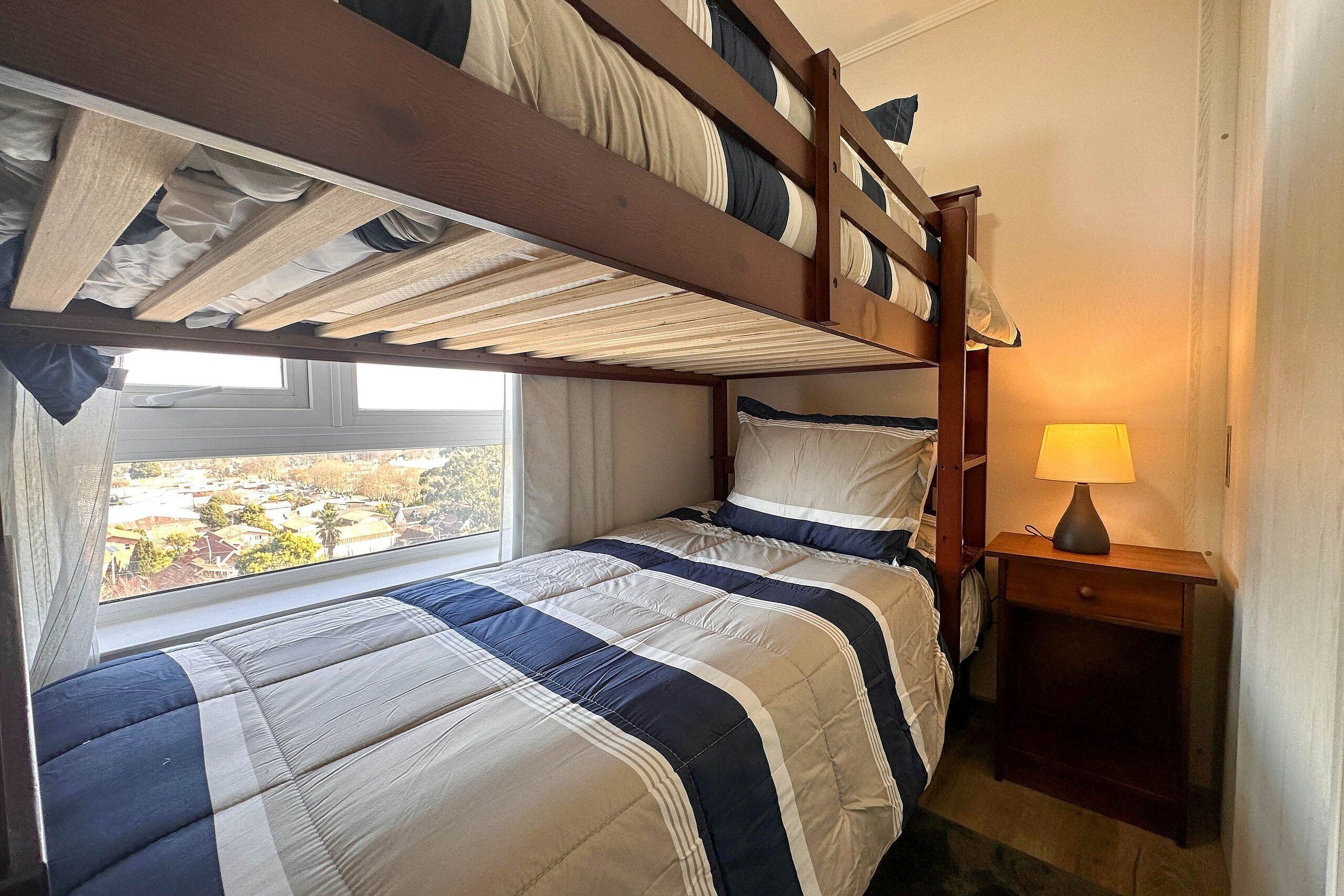 Basic Apartment | Blackout curtains, soundproofing, iron/ironing board, free WiFi