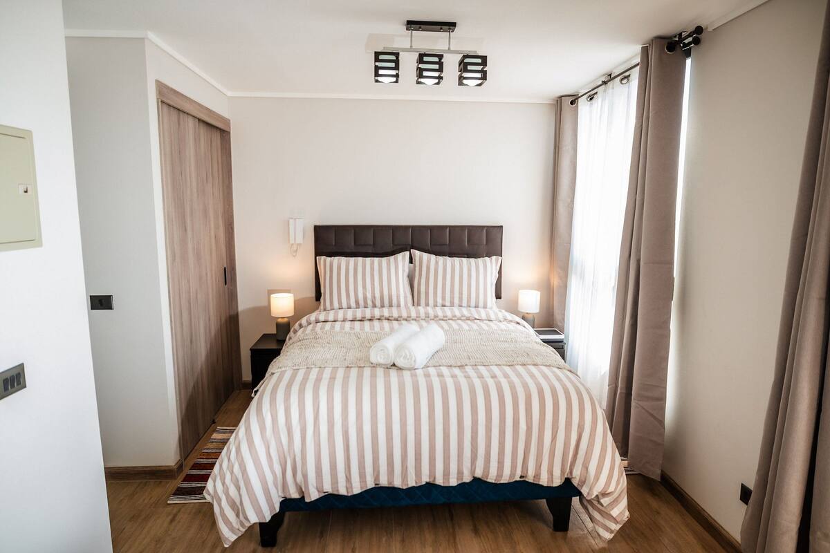 Blackout curtains, soundproofing, iron/ironing board, free WiFi