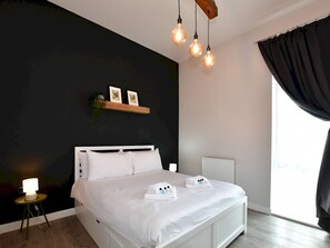 1 Schlafzimmer, Bügeleisen/Bügelbrett, kostenloses WLAN, Bettwäsche
