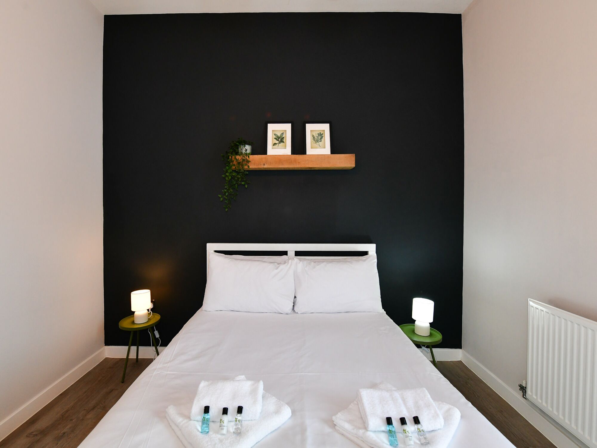 1 soverom, strykejern/-brett, wi-fi (inkludert) og sengetøy