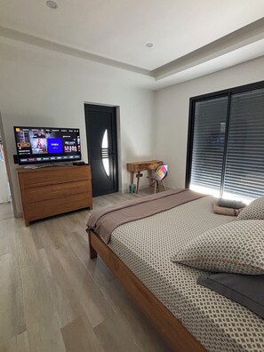 4 Schlafzimmer, Bügeleisen/Bügelbrett, Internetzugang, Bettwäsche