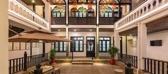 Juchunyuan Hotel (Fuzhou Sanfang Qixiang)