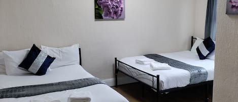 패밀리 쿼드룸 | 다리미/다리미판