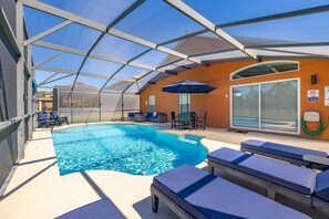 Beheizter Pool