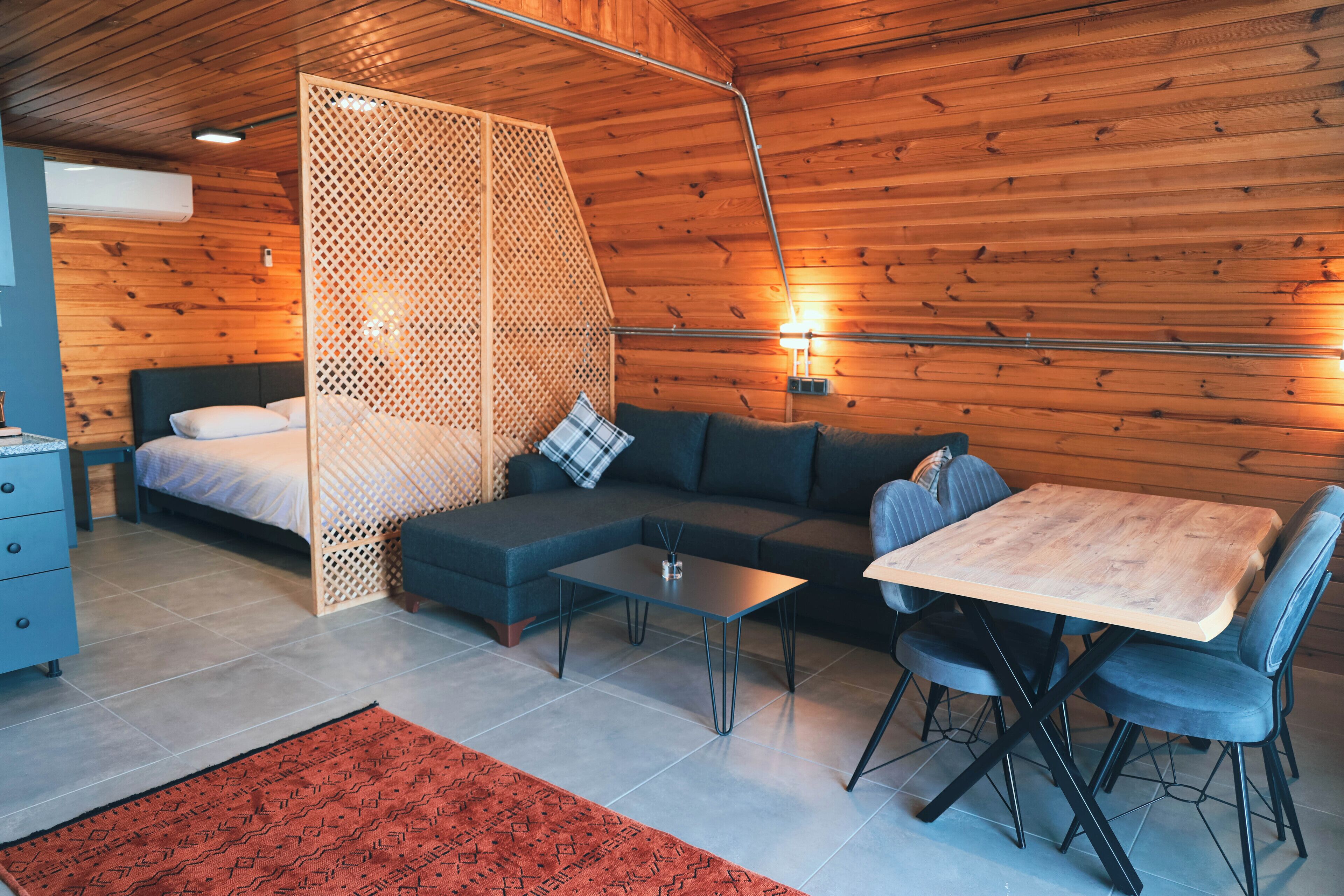 Ropa de cama de alta calidad, colchones Select Comfort y minibar 