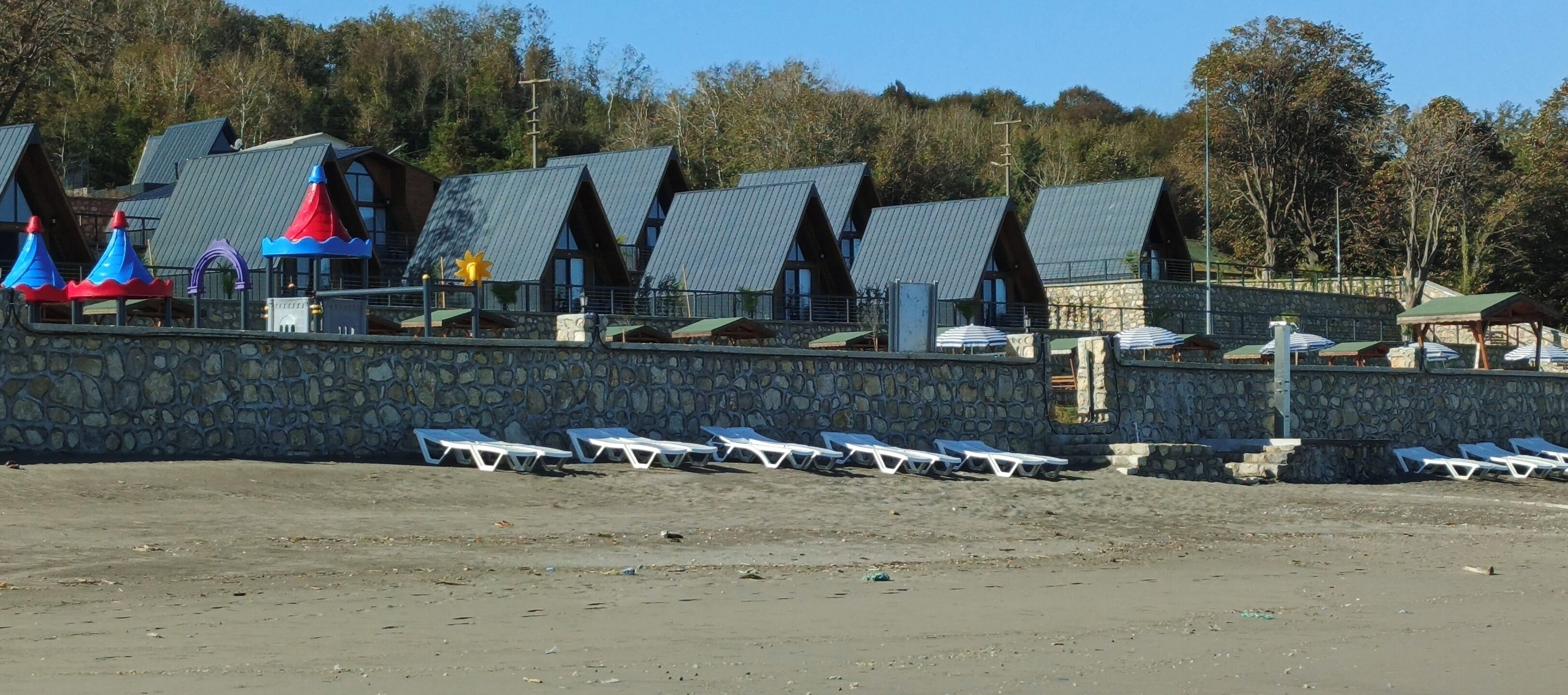 Private beach, free beach cabanas, sun loungers, beach umbrellas