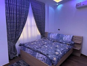 1 habitación, internet y ropa de cama 