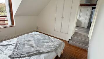 5 chambres, fer et planche Ă repasser, Wi-Fi gratuit, draps fournis