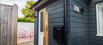 Seaside Hideaway Seaford