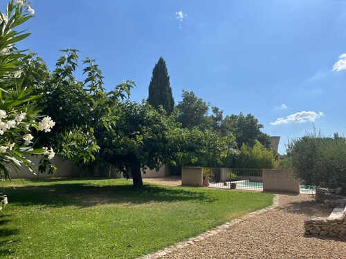 La Maisonnette de Line située entre Alpilles et Lubéron.