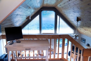 Interior - Charming 2-bedroom cabin in fabulous Murphy, NC
Next Chapter's Retreat (Murphy)