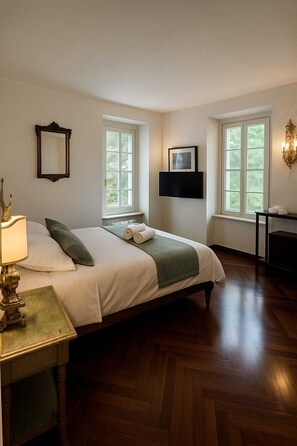 Luxury Double Room, Garden View | Soundproofing, free WiFi - Tenuta Monte Bago (Medesano)