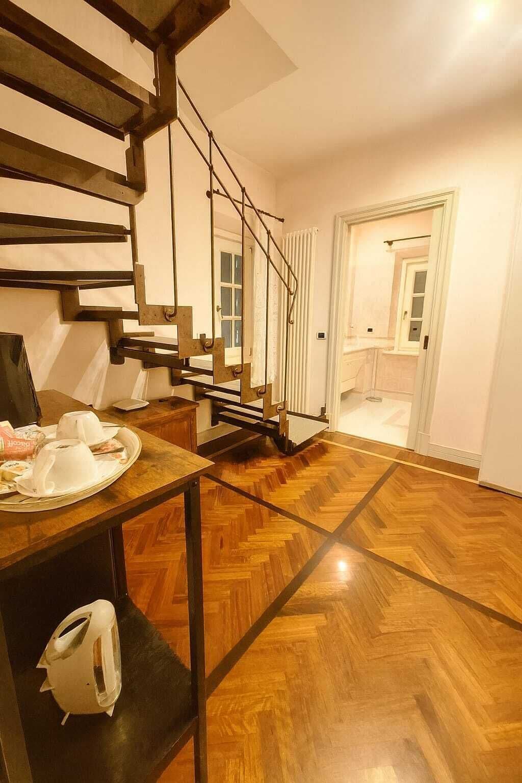 Luxury Quadruple Room, Garden View | Living area