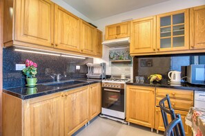 Nhà Duplex, 3 phòng ngủ, bếp, quang cảnh núi | Bếp riêng | Tủ lạnh, lò vi sóng, lò nướng, bếp nấu