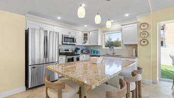 Condo, Multiple Beds (Golden Arms 101) | Private kitchen | Oven, toaster