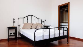 1 camera, ferro/asse da stiro, Wi-Fi gratuito, lenzuola