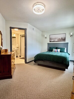 3 Schlafzimmer, Bügeleisen/Bügelbrett, WLAN, Bettwäsche