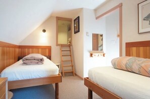 3 Schlafzimmer, Bügeleisen/Bügelbrett, WLAN, Bettwäsche