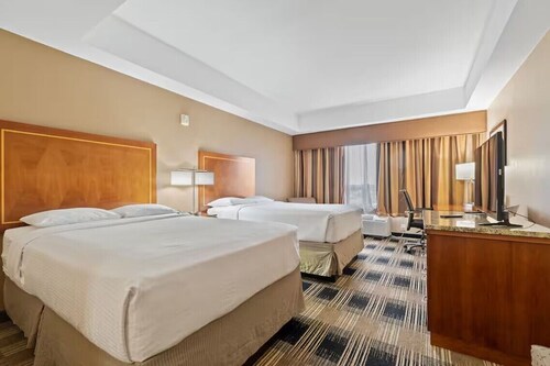 Near NYC • Peaceful Double Suite • Sleeps 4 • Prime Location