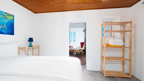 2 Schlafzimmer, Reisekinderbett, kostenloses WLAN, Bettwäsche