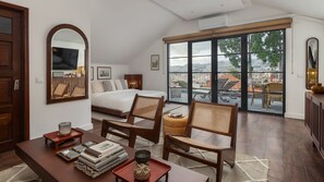 4 chambres, fer et planche à repasser, lit parapluie, Wi-Fi gratuit