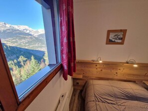 2 عدّة غرف نوم