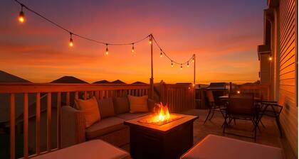 Chic 6BDRM Getaway - KingBed - Patio - BBQ - Garage - Wifi