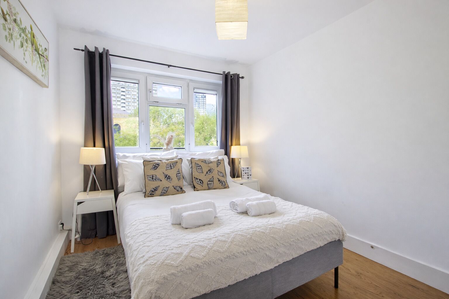 4 bedrooms, desk, iron/ironing board, free WiFi