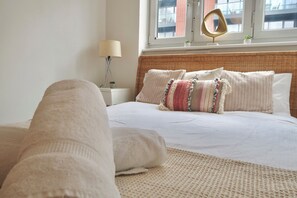 4 chambres, fer et planche à repasser, Wi-Fi, draps fournis