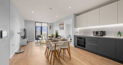 Modern Stylish Apartment: Manchester