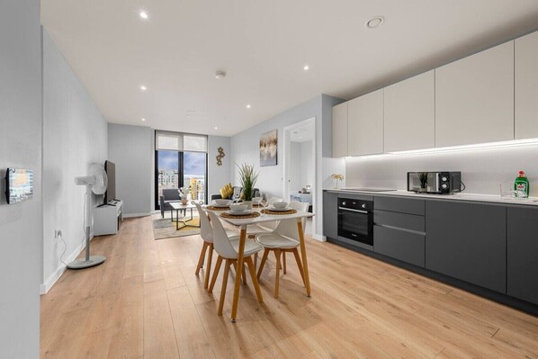 Interior - Modern Stylish Apartment: Manchester (Greater Manchester)