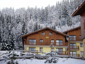 Exterior - 2nd floor, balcony, ski locker, 36m², Valfréjus (Valfréjus)
