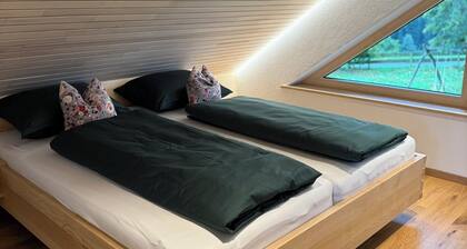 Lindenhof Chalet Spatzennest mit eigener Sauna im schönen Westallgäu