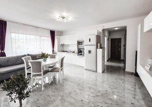 Interior - Apartament 3 camere Stejarului Cluj Florești (Florești)