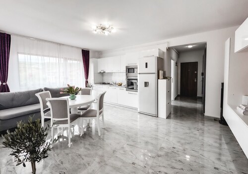 Apartament 3 camere Stejarului Cluj Florești