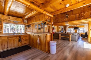 Interior - The Happy Place Cabin (South Fork)