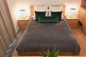 1 chambre, fer et planche à repasser, Wi-Fi, literie fournie
