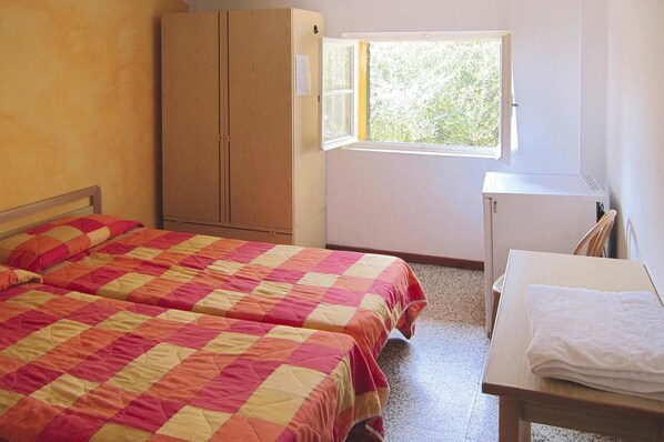 2 habitaciones y muebles diferentes