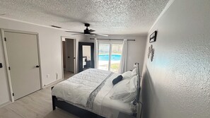 4 bedrooms, iron/ironing board, travel crib, free WiFi