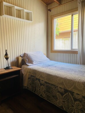 5 bedrooms, bed sheets