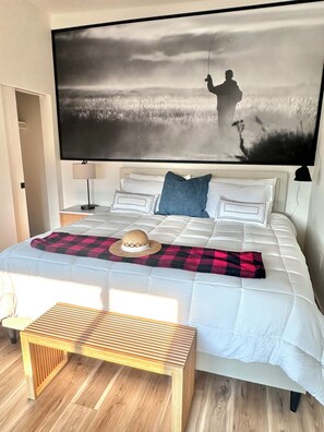 2 bedrooms, desk, iron/ironing board, free WiFi
